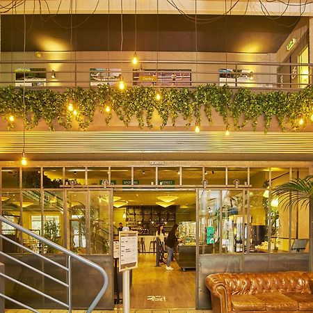 Sporting House Hotel ตูลูส ภายนอก รูปภาพ